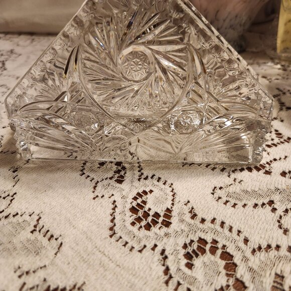 Lead Crystal Napkin Holder - Picture 3 of 3